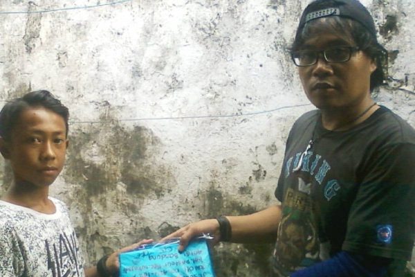 dok. donasi buku (2) dok. donasi buku (2)