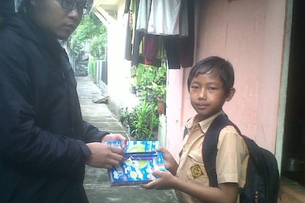 dok. donasi buku (4) dok. donasi buku (4)