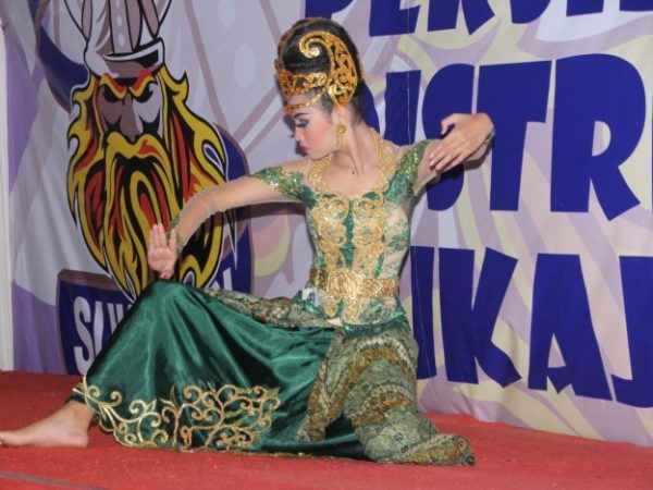 dok. pasanggiri jaipongan 2 dok. pasanggiri jaipongan 2